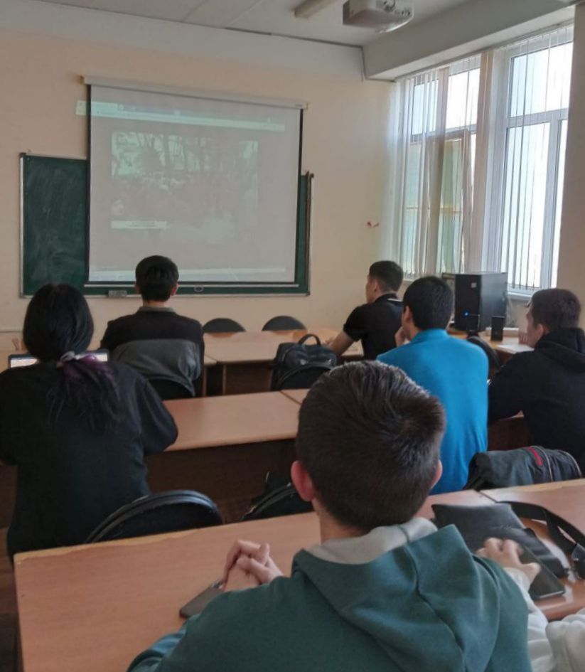 Кураторский час на тему Воссоединение Крыма с Россией